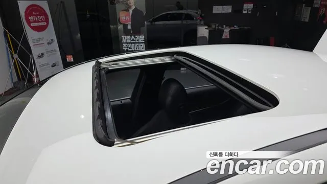 Mercedes-Benz E-Class — Фото автомобиля 19