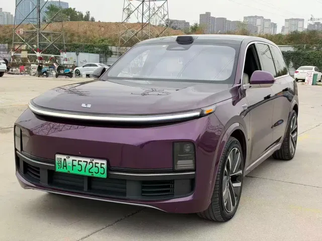 Фотография автомобиля — Li Auto L9