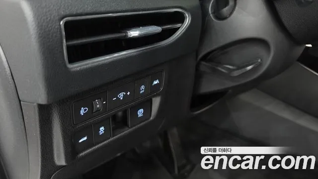 Hyundai Sonata — Фото автомобиля 24