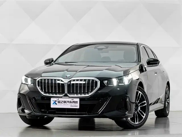 BMW 5 Series — Фото автомобиля 2