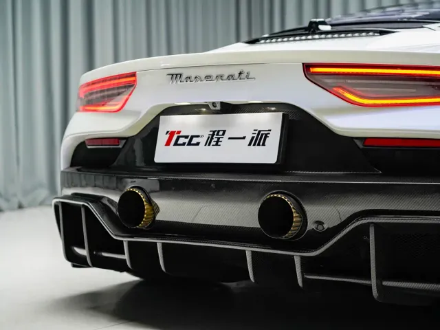Maserati MC20 — Фото автомобиля 13