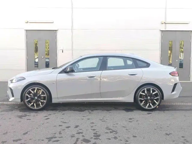BMW 2 Series — Фото автомобиля 4