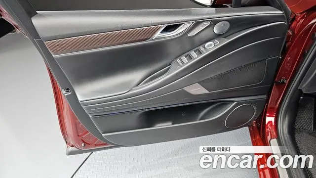 Genesis G80 Бензин 2.5 турбо AWD — Фото автомобиля 21