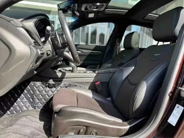 Cadillac Cadillac CT5 2025 Model 28T Urban Sport Edition — Фото автомобиля 4