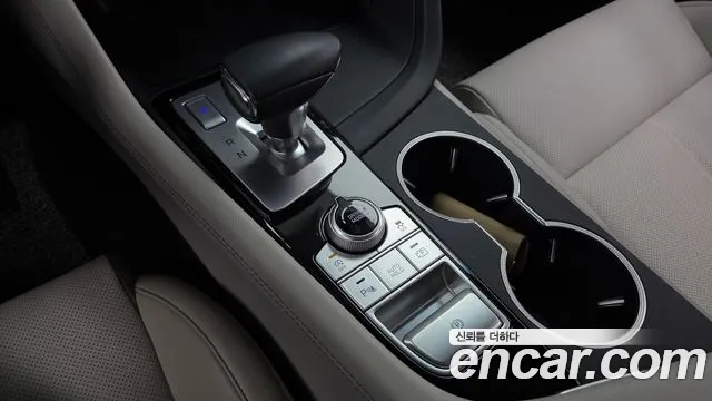 Genesis G70 New — Фото автомобиля 12