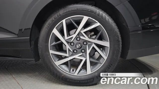 Hyundai Grandeur GN7 — Фото автомобиля 6