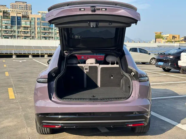 Nio EC6 — Фото автомобиля 14