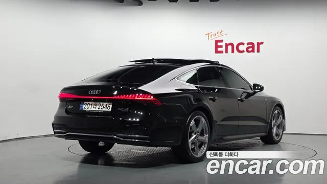 Audi A7 — Фото автомобиля 2
