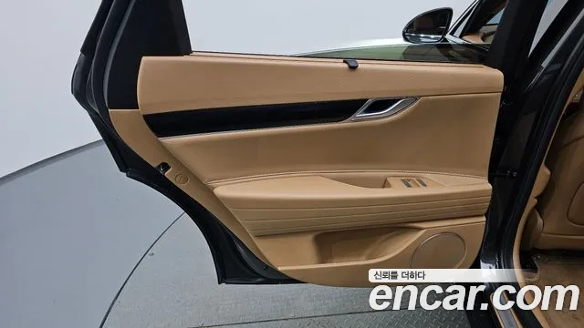 Genesis G80 RG3 — Фото автомобиля 14