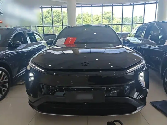 Nio ES6 — Фото автомобиля 2