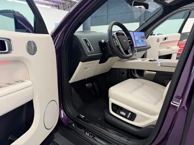 Li Auto L9 — Фото автомобиля 15