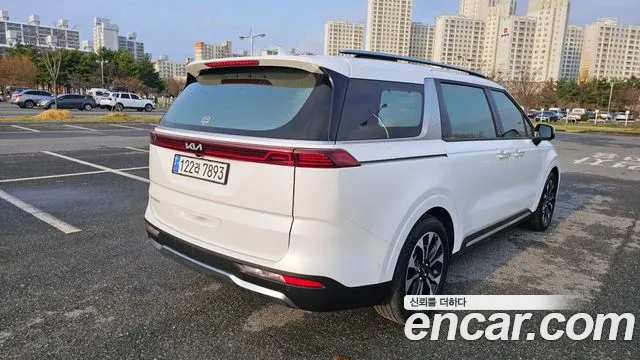 Kia Canival Carnival 4 поколение Бензин 7 мест Signature — Фото автомобиля 2