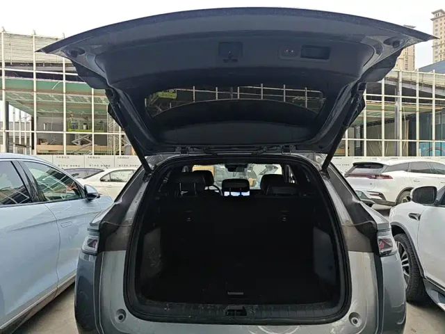 BYD Song L DM-i — Фото автомобиля 18