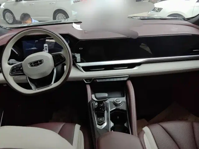 Geely Xingyue L — Фото автомобиля 12
