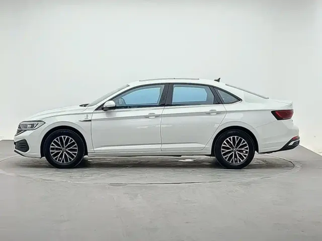 Volkswagen Sagitar — Фото автомобиля 2