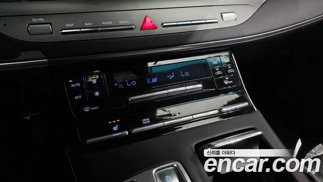 Hyundai Grandeur New — Фото автомобиля 17