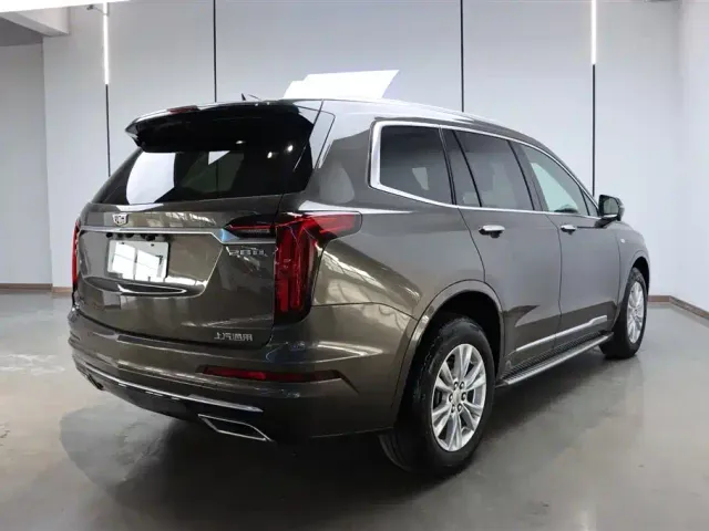 Cadillac XT6 — Фото автомобиля 7