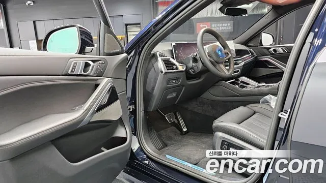 BMW X6 xDrive40i M Sport — Фото автомобиля 9