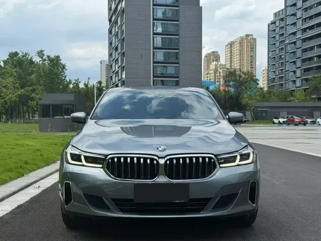 BMW 6 Series Gran Turismo — Фото автомобиля 2