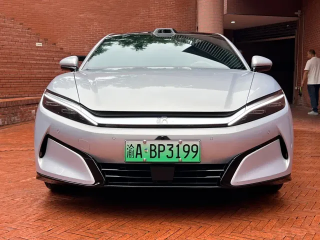 BYD Han L — Фото автомобиля 2