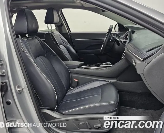 Hyundai Sonata — Фото автомобиля 10