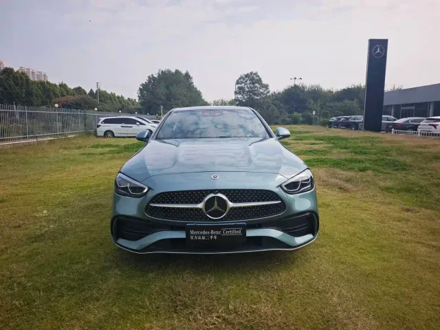 Mercedes-Benz C-Class — Фото автомобиля 2