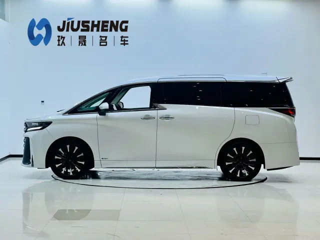 Toyota Vellfire — Фото автомобиля 2