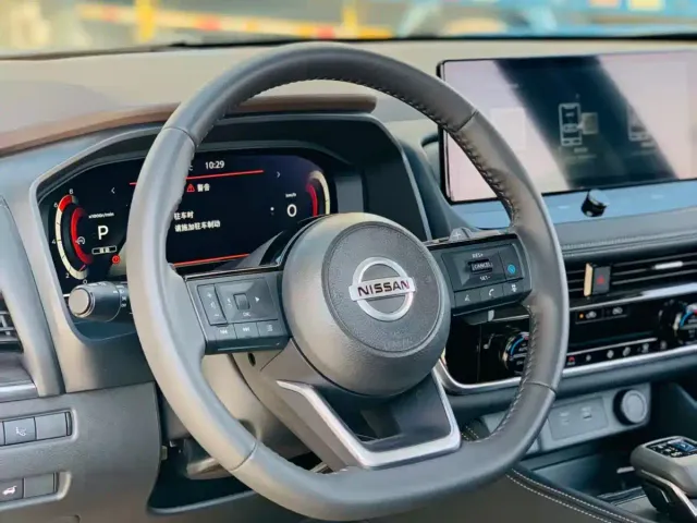 Nissan X-Trail — Фото автомобиля 8