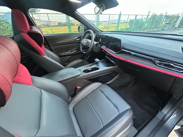 Changan X5 Plus — Фото автомобиля 11