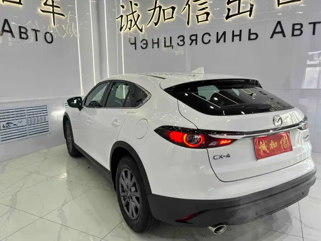 Mazda CX-4 — Фото автомобиля 6