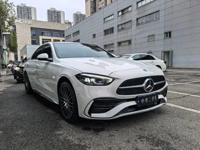 Mercedes-Benz C-Class — Фото автомобиля 3