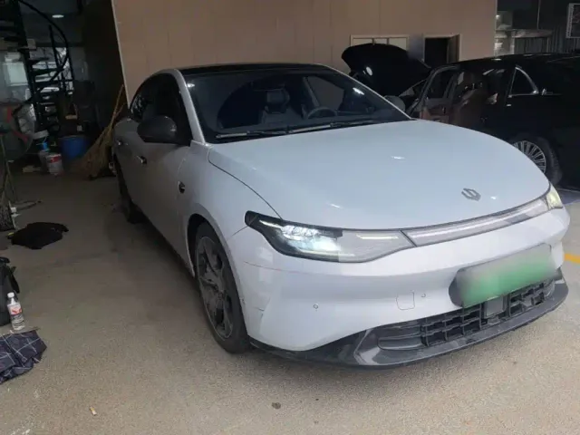 Leapmotor C01 — Фото автомобиля 3