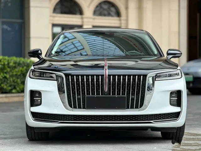 Hongqi H9 — Фото автомобиля 3