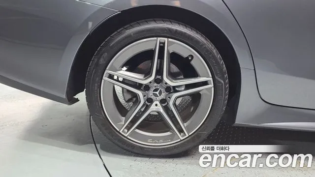 Mercedes-Benz CLS-Class — Фото автомобиля 5