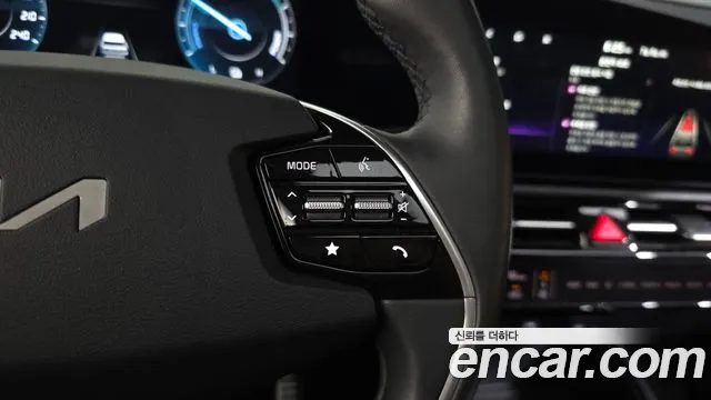 Kia Niro The All New — Фото автомобиля 28