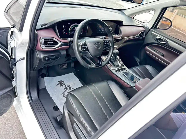 GAC Trumpchi M6 — Фото автомобиля 6