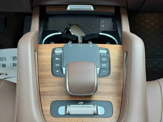 Mercedes-Benz GLE-Class — Фото автомобиля 13