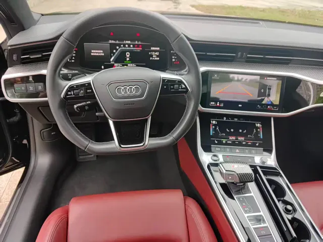 Audi A7L — Фото автомобиля 13