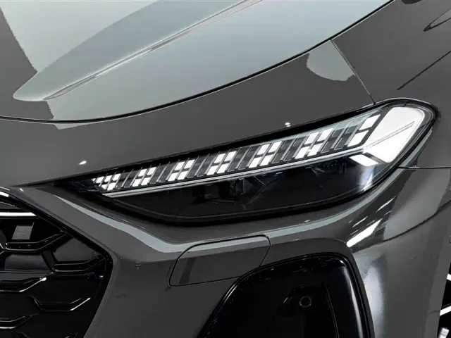 Audi A5L — Фото автомобиля 4