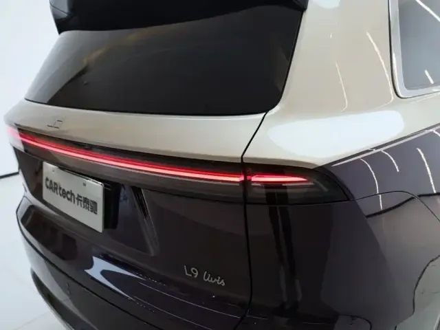 Li Auto Li Xiang L9 2026 Base Model — Фото автомобиля 11