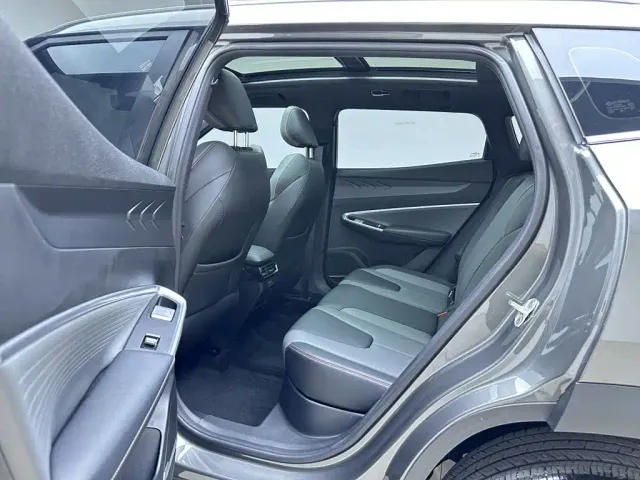 Geely Boyue — Фото автомобиля 21