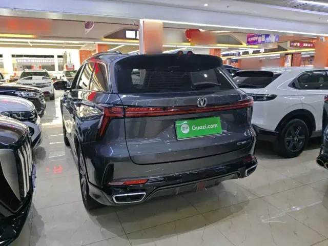 Changan CS75 Plus — Фото автомобиля 4