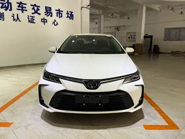 Toyota Corolla — Фото автомобиля 2