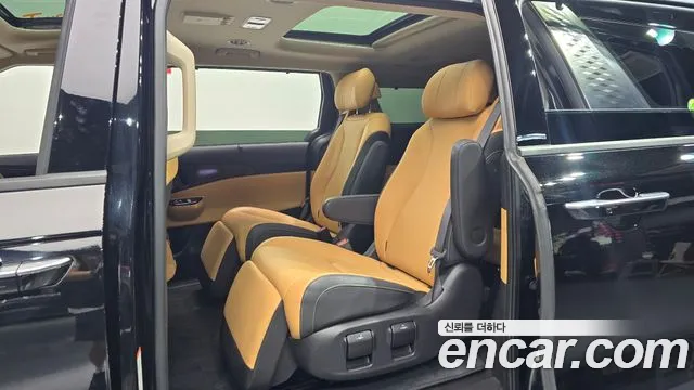 Kia Canival Carnival 4 поколение Бензин 7 мест Signature — Фото автомобиля 12