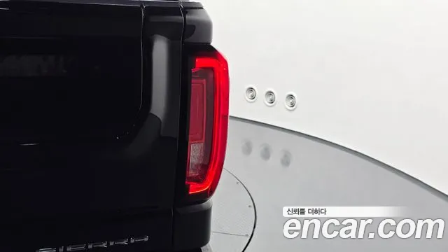 GMC Sierra — Фото автомобиля 22
