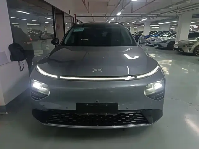 Xpeng G9 — Фото автомобиля 2