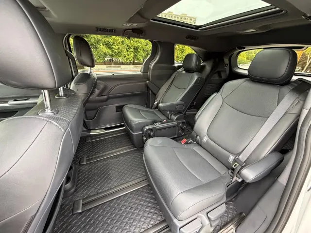 Toyota Granvia — Фото автомобиля 5