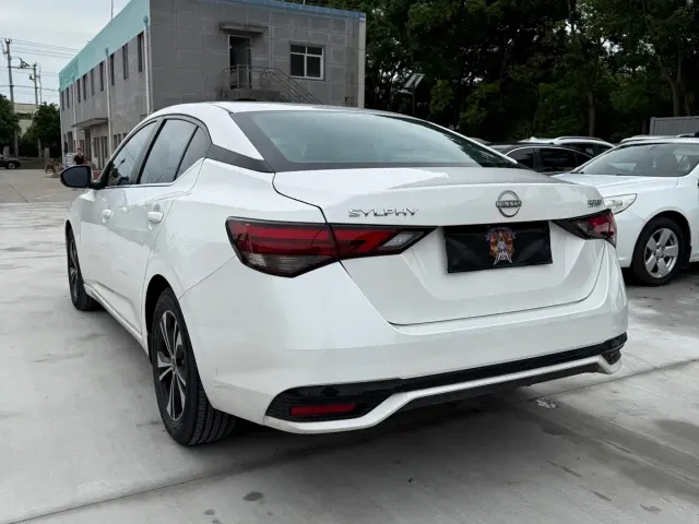 Nissan Sylphy — Фото автомобиля 13