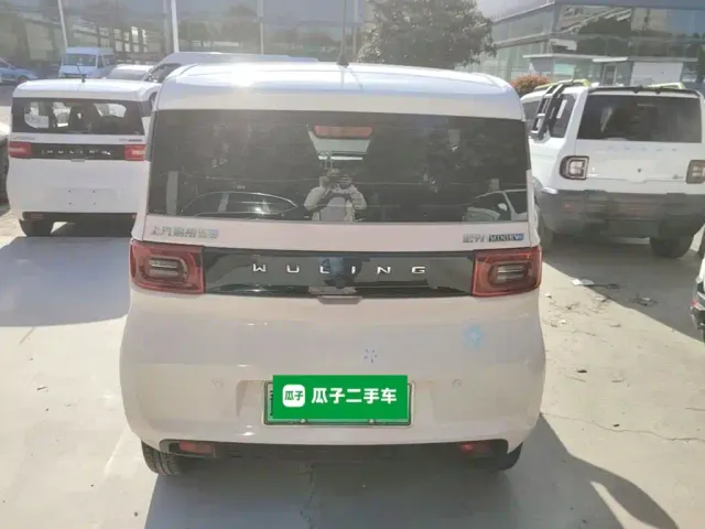 Wuling Hongguang Mini EV — Фото автомобиля 5