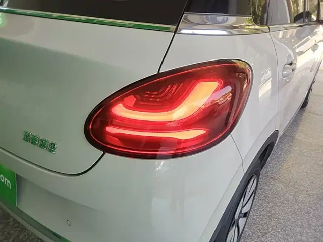 Wuling Bingo — Фото автомобиля 7